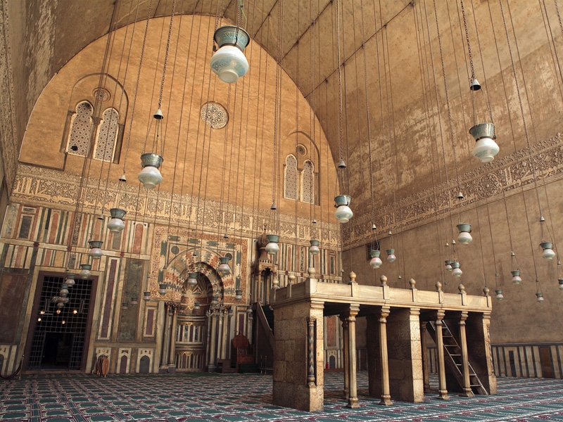 652547580_Cairo---Sultan-Hassan-mosque1