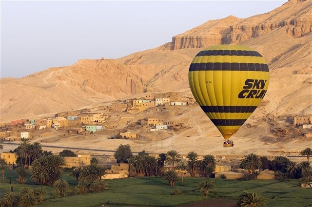 820564607_686618530_Balloon-Luxor