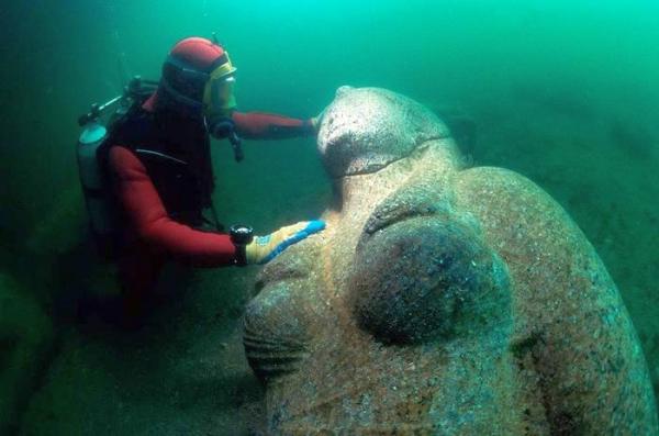 Ancient-Queen-Heracleion