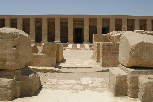 Excursão de dia para Dendera e Abydos desede Luxor.